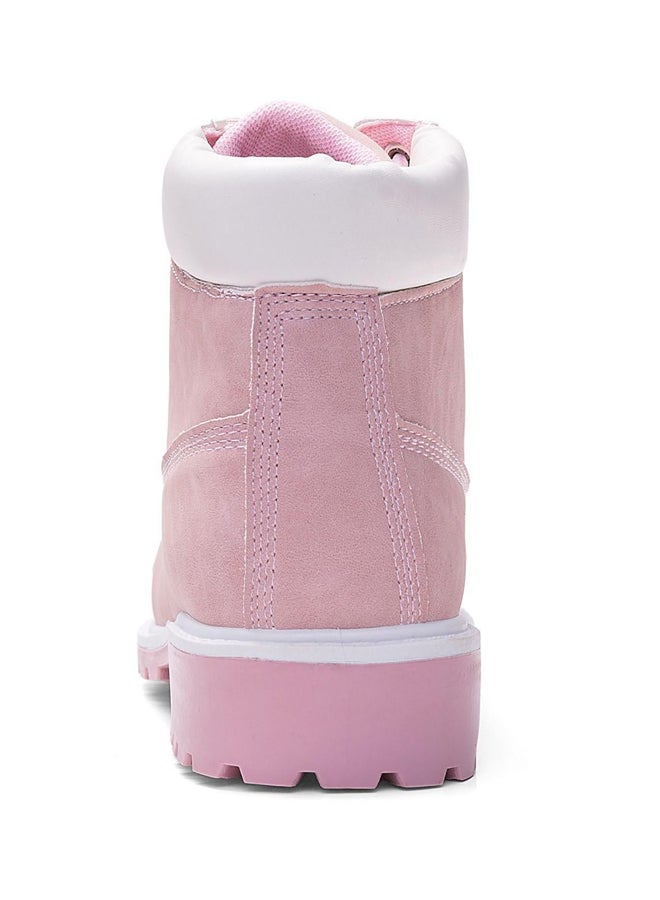 حذاء بوت من الجلد الصناعي برباط وردي/أبيض - Image 4