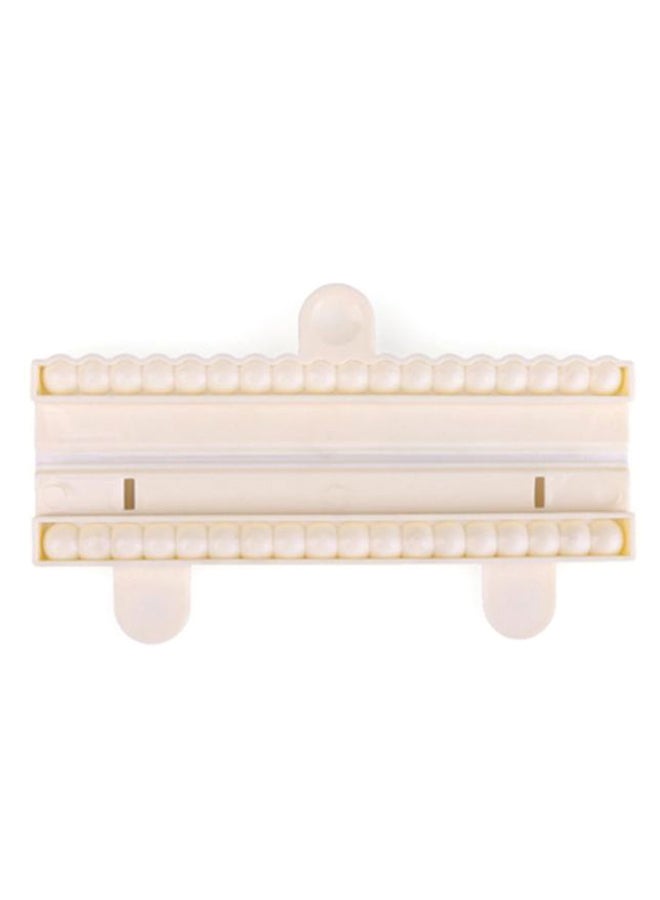 Pearl Chain Shape Cake Mold Beige 15.7 x 5.5cm  - Image 1