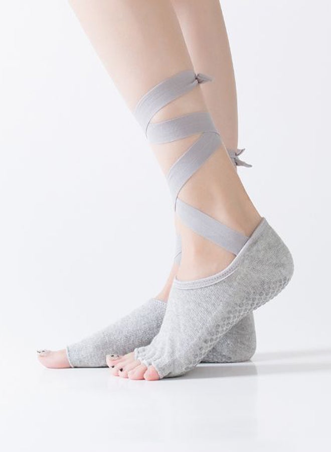 Sharpdo Pair Of Lace Up Non-Slip Yoga Socks One size  - Image 3