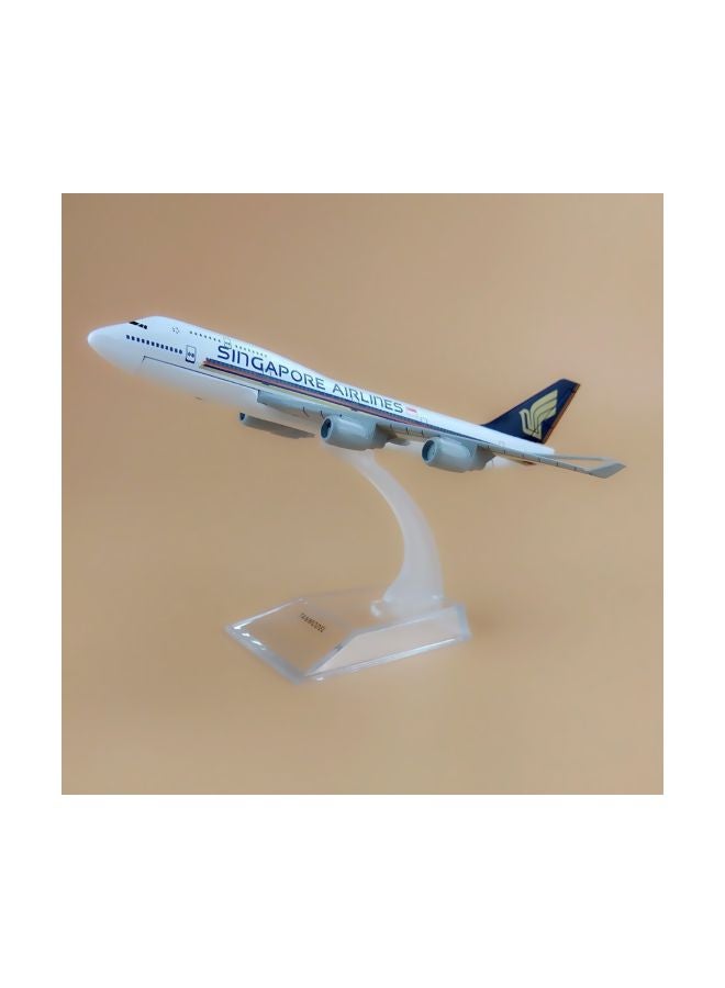 Sage Square 1:300 Singapore Airlines Aircraft Play Vehicle AMSAB747412 Multicolour 6.3inch  - Image 4