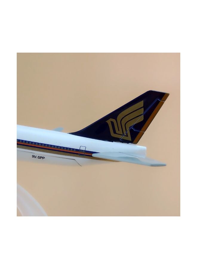 Sage Square 1:300 Singapore Airlines Aircraft Play Vehicle AMSAB747412 Multicolour 6.3inch  - Image 5