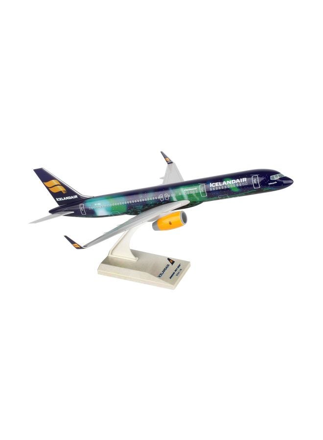 Daron Skymarks Icelandair Model Kit SKR892 