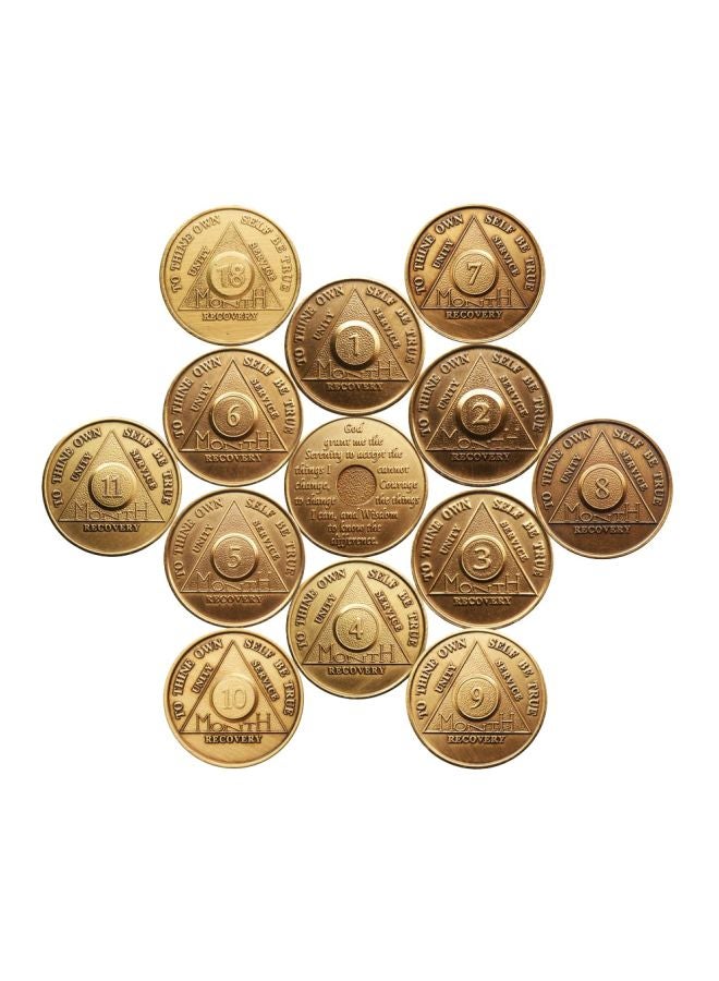 طقم عملات معدنية مكون من 12 قطعة .