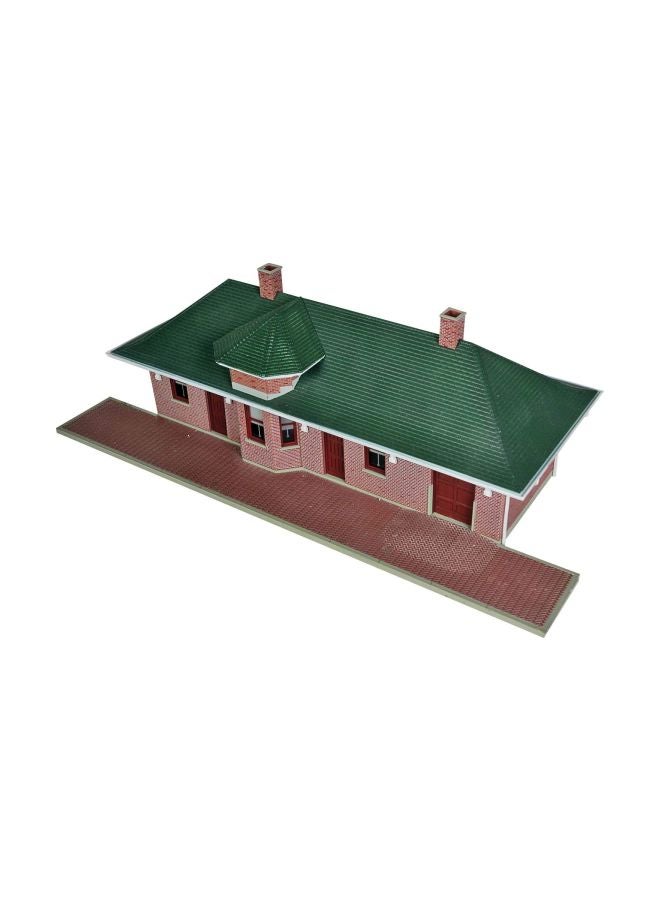 Walthers Cornerstone - Pella Depot Scale Model House 933-4054 - Image 1