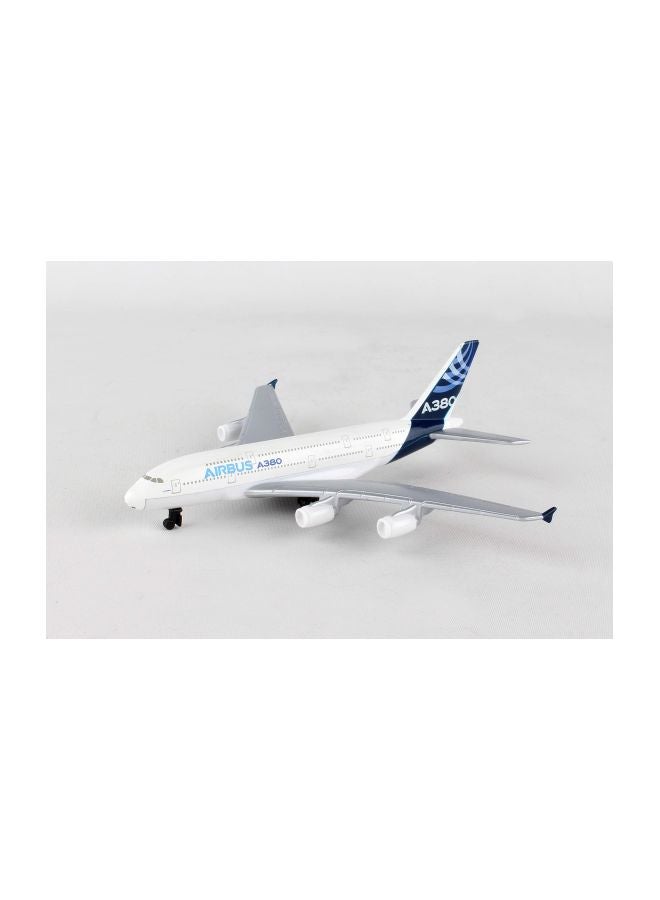 Daron Airbus A380 Die-Cast Airoplane 13635 - Image 2
