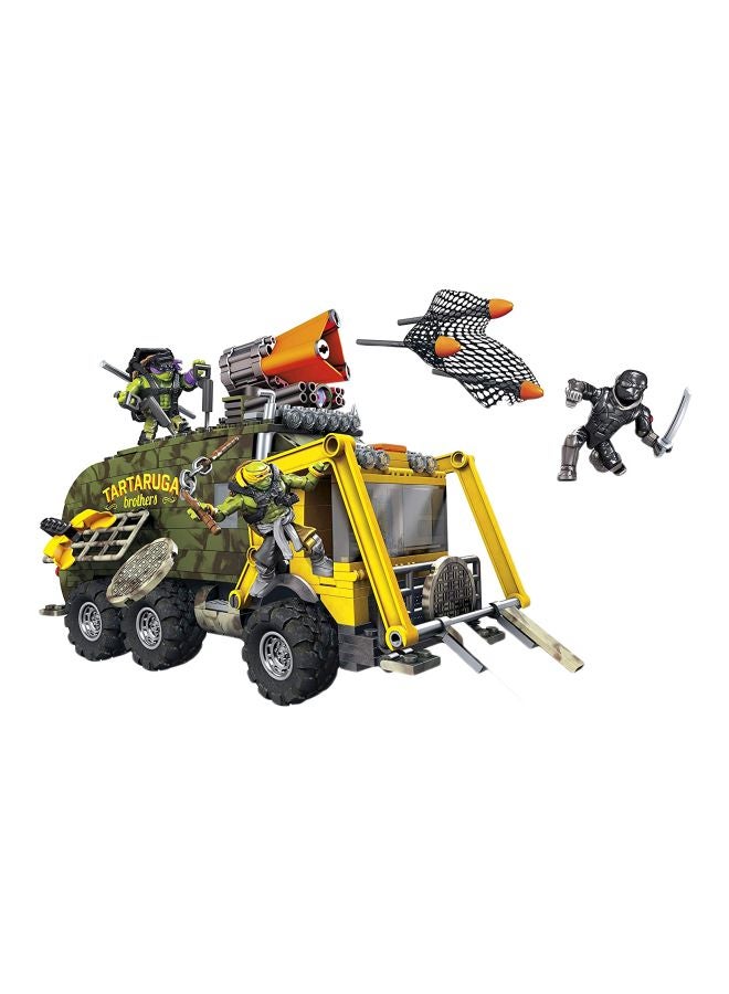 ميجا بلوكس طقم قطع بناء شاحنة معركة من فيلم Mutant Ninja Turtles Out Of The Shadows من 413 قطعة طراز DPF82 DPF82 أكبر من 8 سنوات  - Image 1