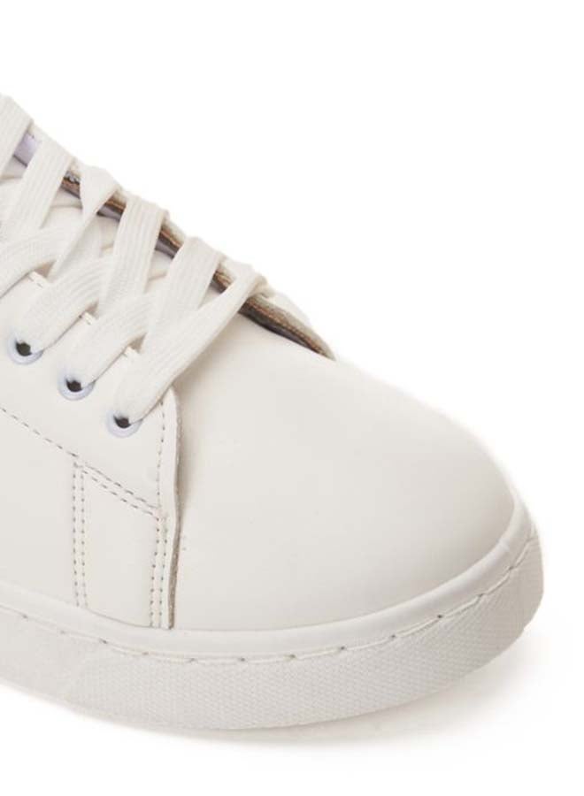 Comfortable Low Top Sneakers White  - Image 4