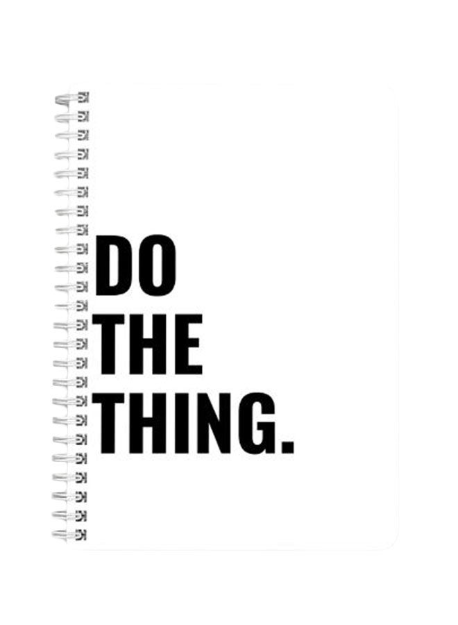لوحة دفتر مُلاحظات مجلَّد بسلك مقاس A5 مطبوع عليه عبارة "Do The Thing" أسود/ أبيض - Image 1