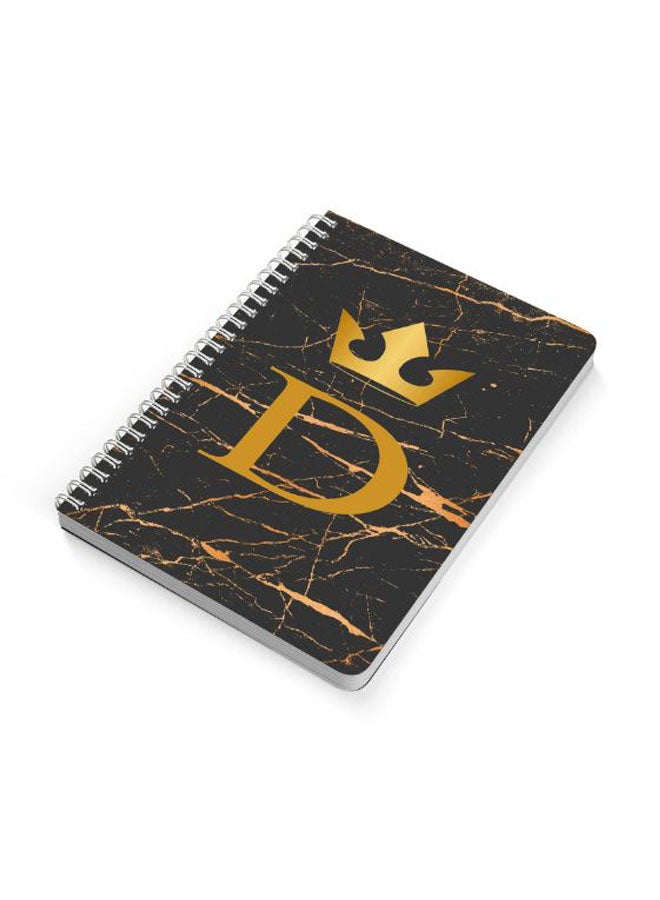 لوحة دفتر مُلاحظات مجلَّد بسلك مقاس A5 مطبوع عليه حرف "D" باللون الذهبي ذهبي/ أسود - Image 2