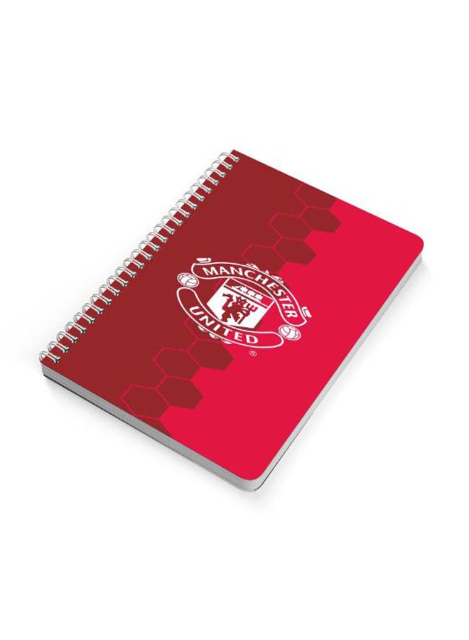 لوحة دفتر ملاحظات مقاس A5 بسلك حلزوني وطبعة فريق مانشستر يونايتد وردي أحمر - Image 2
