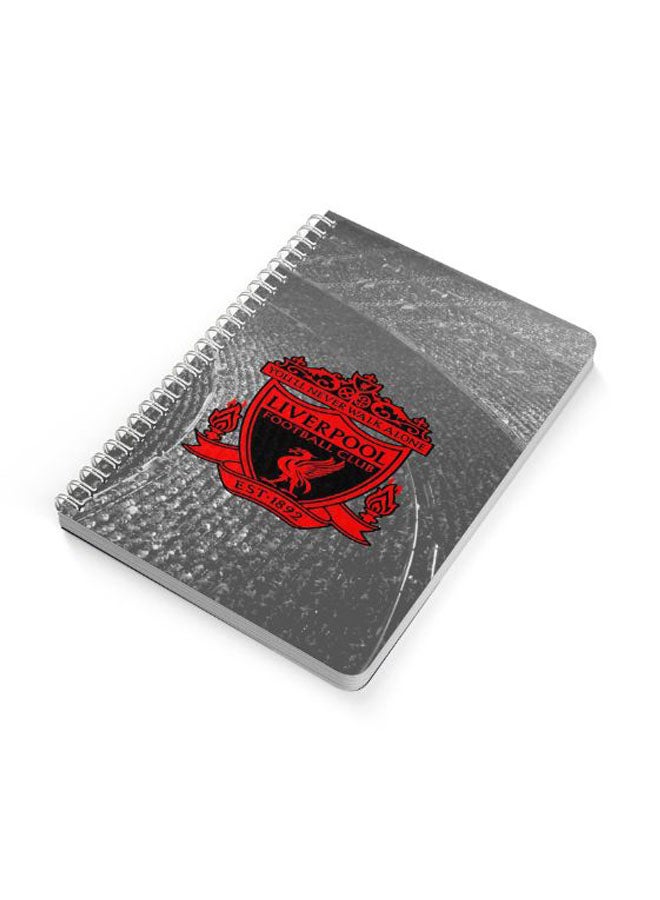 لوحة دفتر ملاحظات مجلد بسلك مقاس A5 بتصميم شعار نادي ليفربول رمادي / أسود / أحمر - Image 2