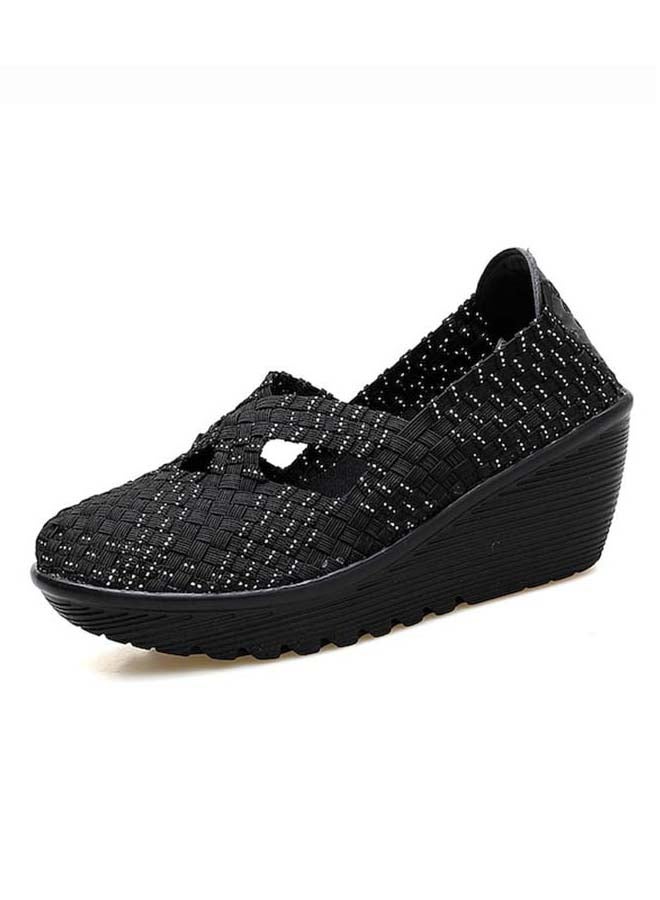 Beauenty Slip-On Closure Wedge Sandals Black  - Image 2