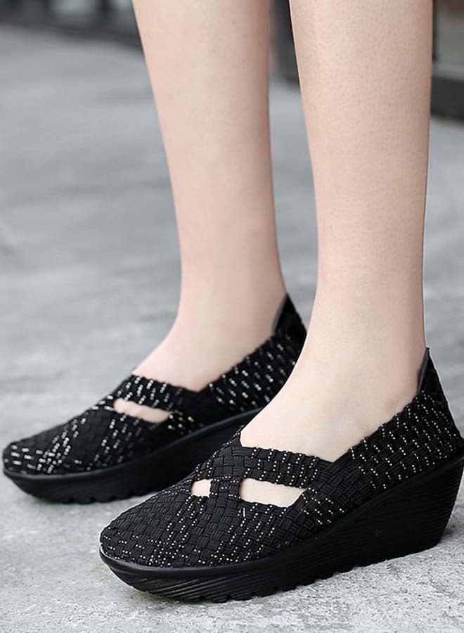 Beauenty Slip-On Closure Wedge Sandals Black  - Image 3