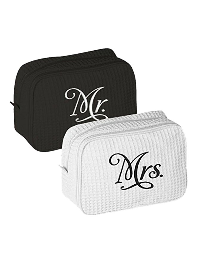 طقم حقائب لمستلزمات العناية الشخصية مطبوعة بكلمتي "Mr" و"Mrs" من قطعتين أسود/أبيض