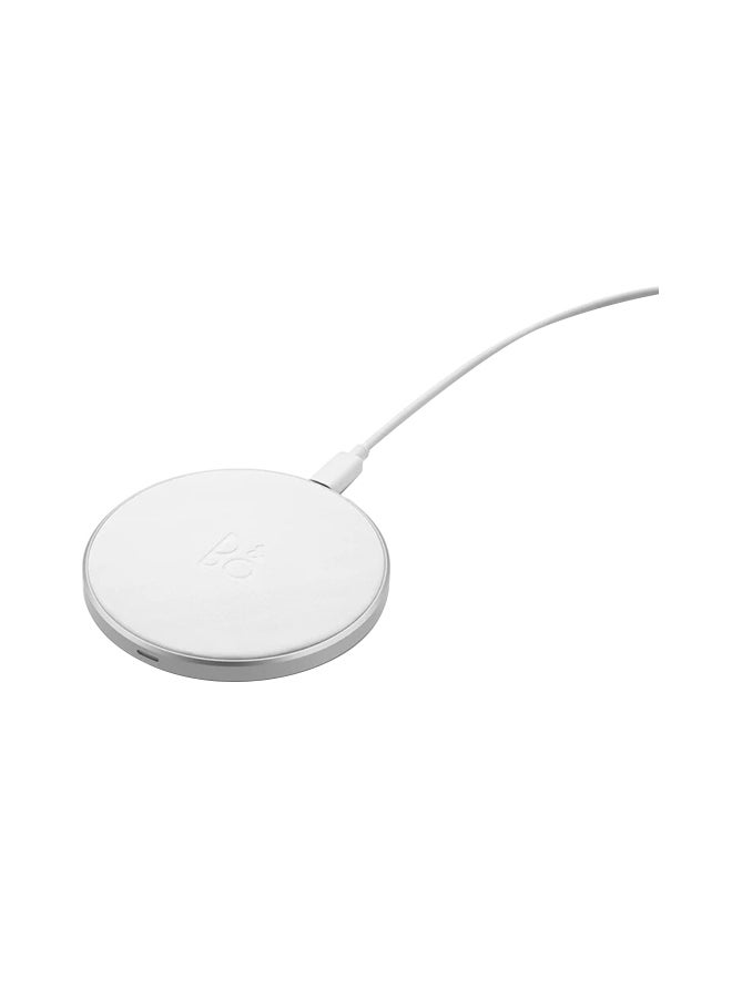Bang & Olufsen Beoplay Easy Qi-Wireless Charging Pad for E8 2.0 White  - Image 3