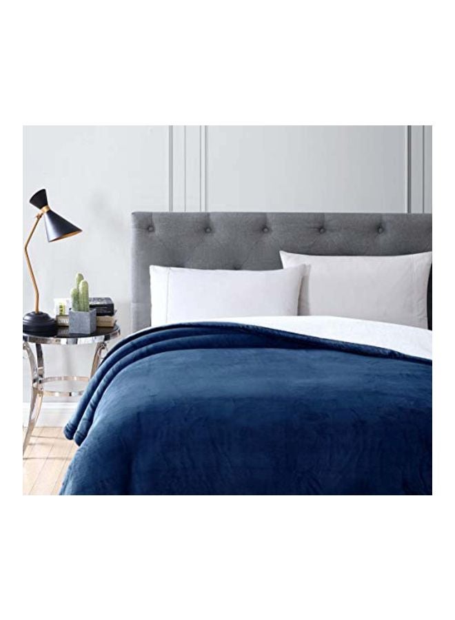 Chezmoi Collection Micromink Sherpa Reversible Throw Blanket polyester Navy Queen  - Image 2