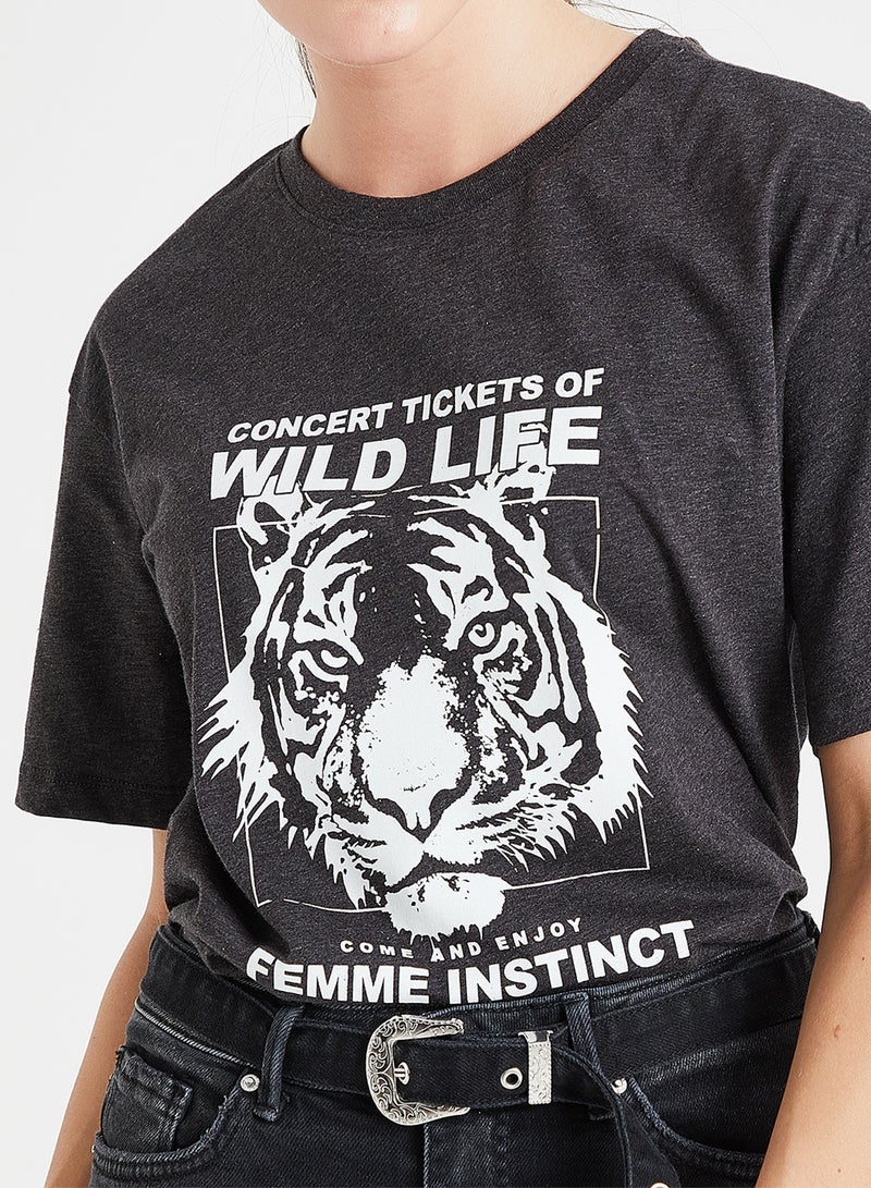 فيرو مودا تيشيرت مزين بطبعات لحيوان النمر رمادي فحمي - Image 4