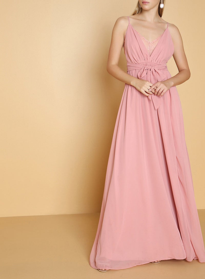 أريا فستان بحزام مزين بتفاصيل من الدانتيل باودر بينك - Image 2