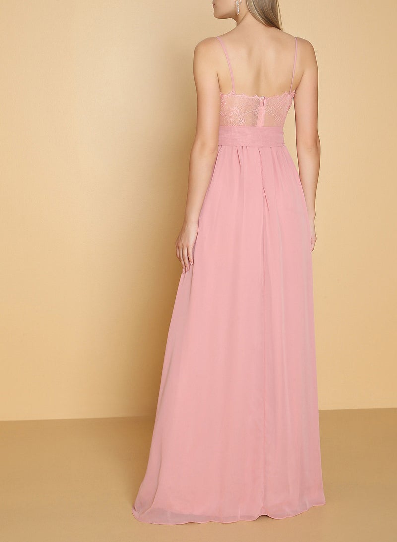 أريا فستان بحزام مزين بتفاصيل من الدانتيل باودر بينك - Image 3