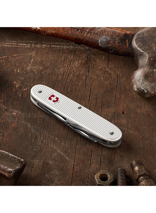 Victorinox Pocket Knife Ribbed  - Image 4