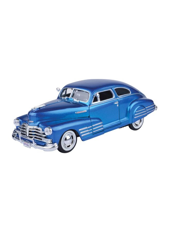 MOTORMAX 1948 Chevy Aerosedan Fleetline Vehicle 73266AC Multicolour - Image 1