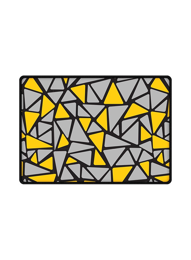 ستايلايزد لوحة ماوس بطبعة تجريدية على شكل مثلثات ومزودة بقاعدة مطاطية مضادة للانزلاق ألوان متعددة: رمادي/ أصفر