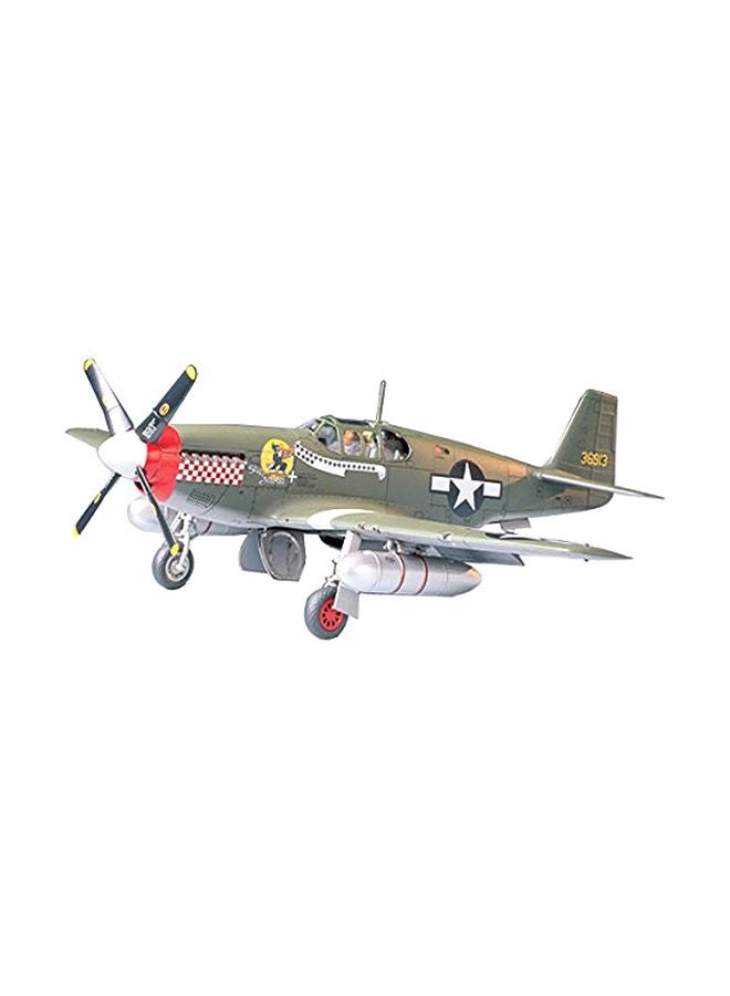 Tamiya P-51B Mustang Model Kit  - Image 1