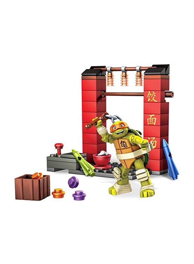 ميجا بلوكس مجموعة لعبة مطاردة ميكي تشين تاون من فيلم "Teenage Mutant Ninja Turtles" طراز DPW79 DPW79 66 أكبر من 6 سنوات - Image 3