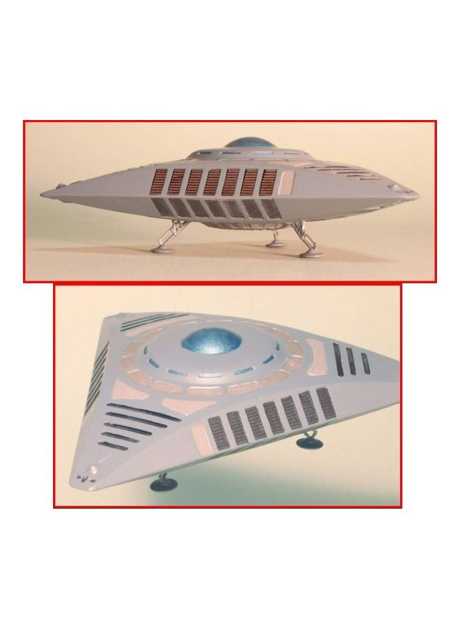 Atlantis Toy and Hobby - TR-3E Triangular UFO Model Kit AMC1002 - Image 1