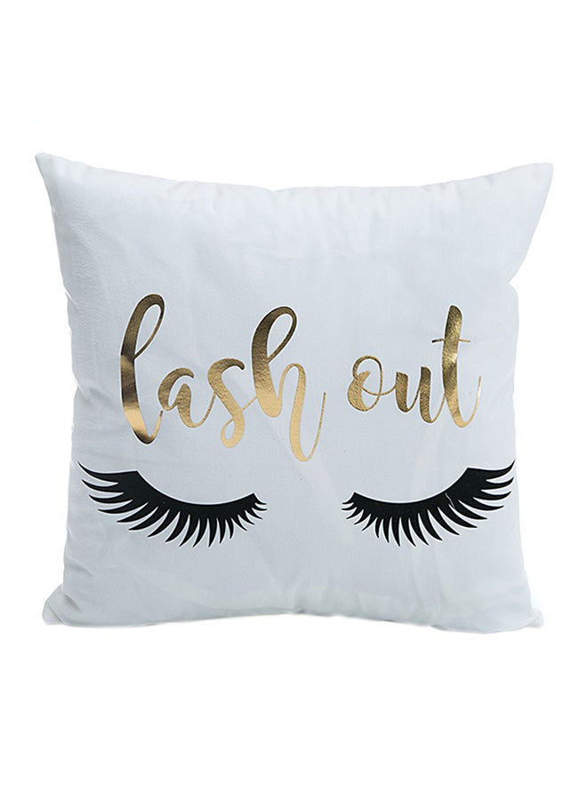 آنسيلف غطاء وسادة ديكور بملمس لطيف على البشرة مطبوع عليه عبارة "Lash Out" أبيض/ذهبي 45 x 45سم  - Image 2