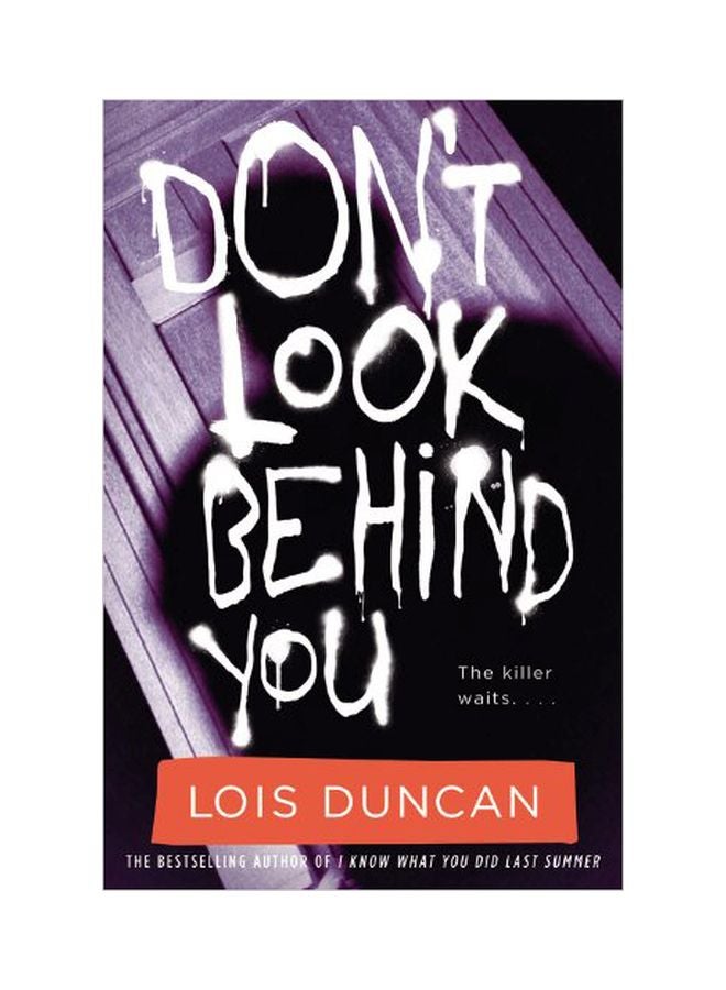 Don't Look Behind You paperback english - 05 October 2010 