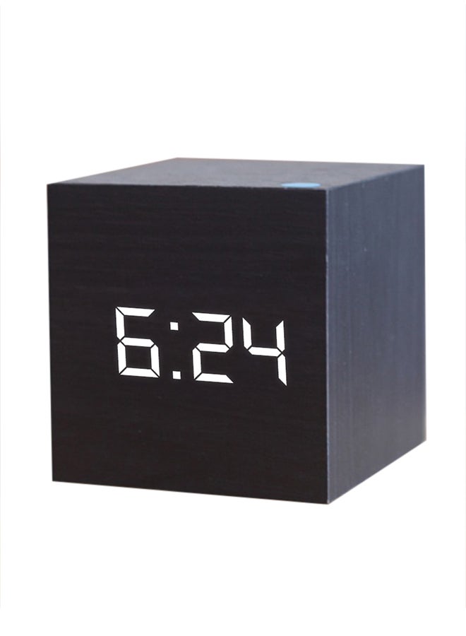ساعة منبه رقمية مربعة الشكل بإضاءة LED أسود 6 x 6سم