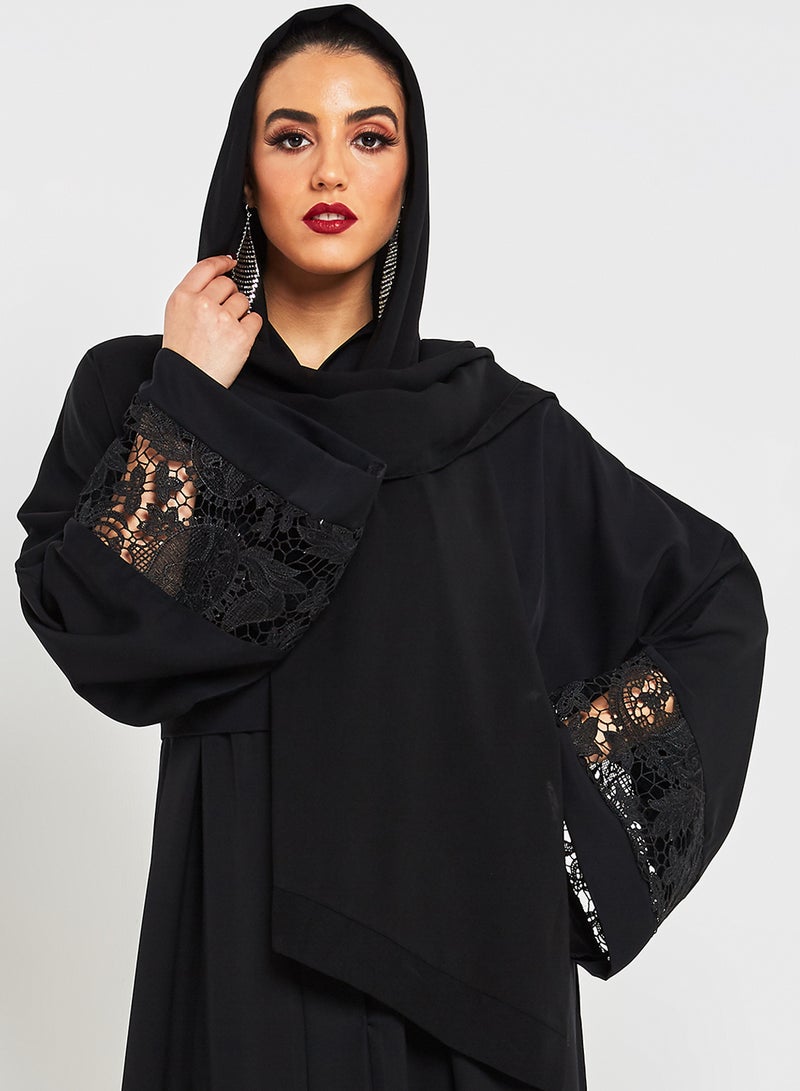 حياة عباءة بتفاصيل من الدانتيل أسود - Image 4