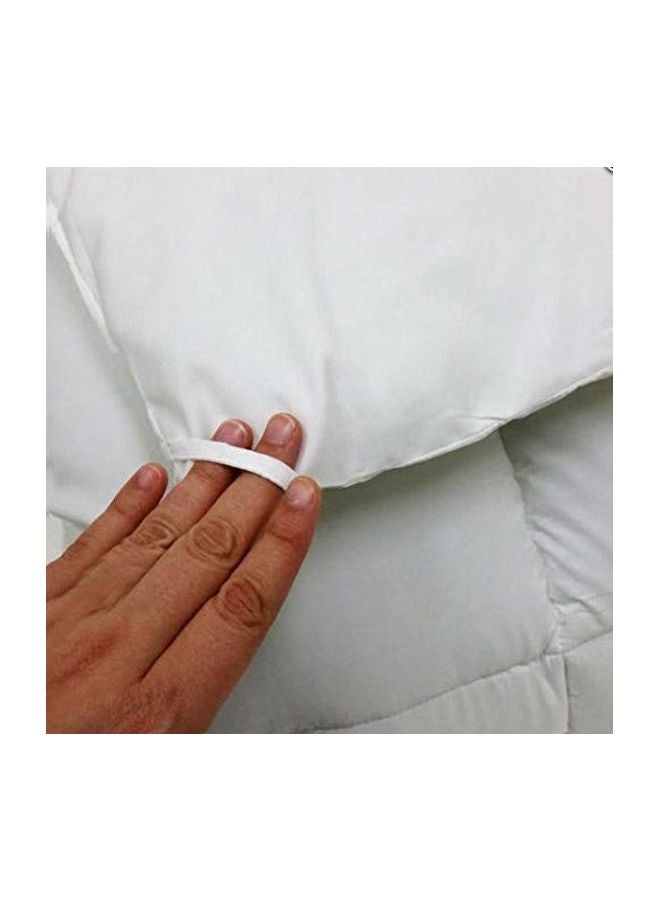 لحاف فراش ناعم للغاية. أبيض
