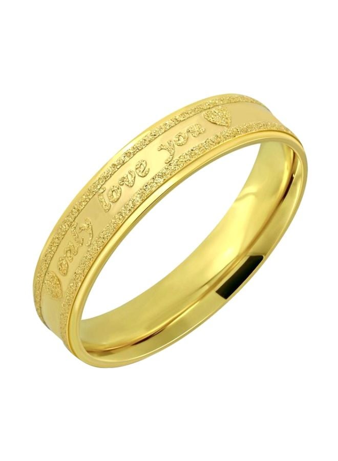 خاتمٌ من التيتانيوم مطلي بالذهب بتصميم نصف دائري