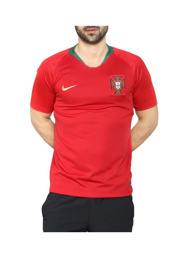 نايكي تيشيرت منتخب البرتغال من الجيرسيه بتصميم جيد التهوية من مجموعة ستاديوم أحمر صريح - Image 1