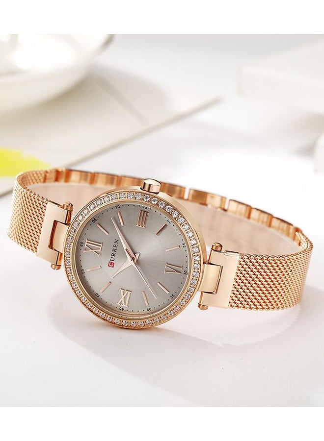 كارين ساعة يد بعقارب ومقاومة للماء طراز 9011 - قياس 30 مم - لون ذهبي وردي للنساء - Image 2