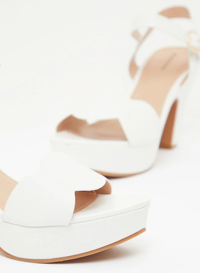 shoexpress Scallop Edge Sandals White