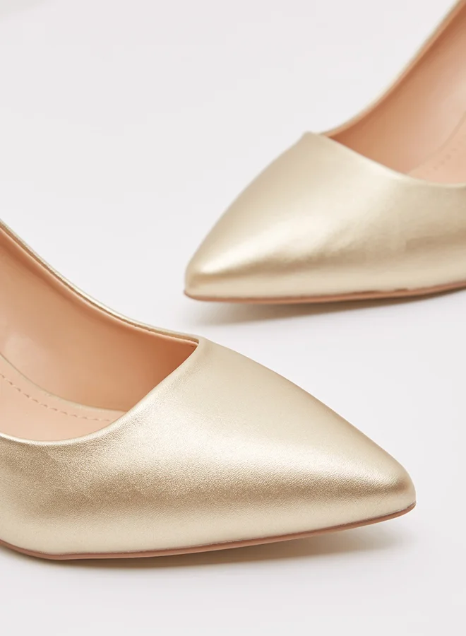 shoexpress Pointed Toe Pumps Gold