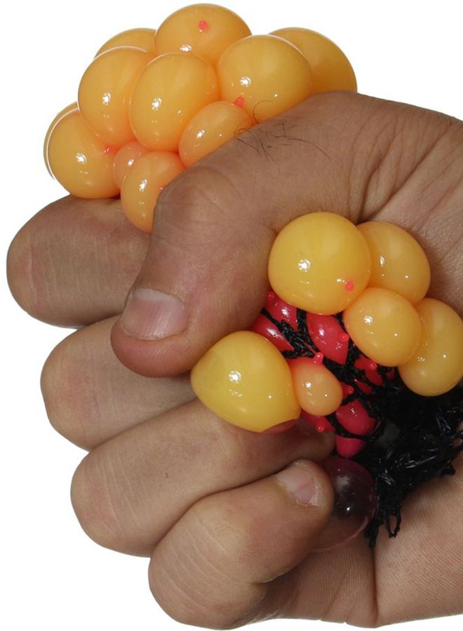 اودبيتس كرة طرية مغطاة بقماش شبكي لتخفيف التوتر - Image 2