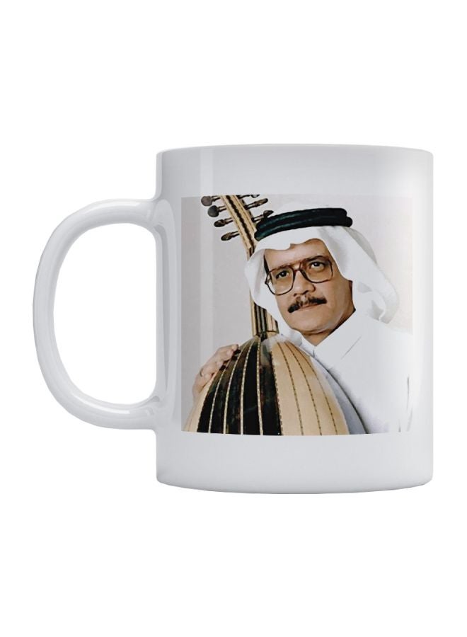 مج بطبعة صورة طلال مداح أبيض/ بيج/ أسود 350ملليلتر