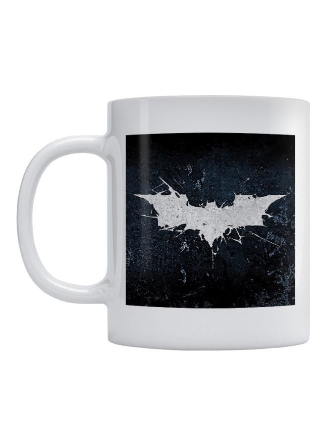 مج مزين بطبعة شعار باتمان أبيض/ أسود 350ملليلتر