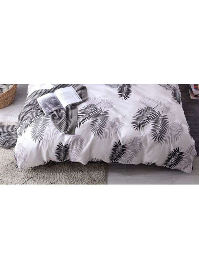 طقم أغطية لحاف بتصميم مزين بطبعة زهور مكون من 4 قطع قطن أسود/ أبيض - Image 2