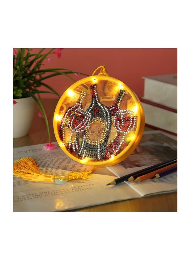 مصباح LED ليلي معلق بتصميم لوحة ماسية خماسية الأبعاد مع شرابة أصفر/أسود/أحمر - Image 3