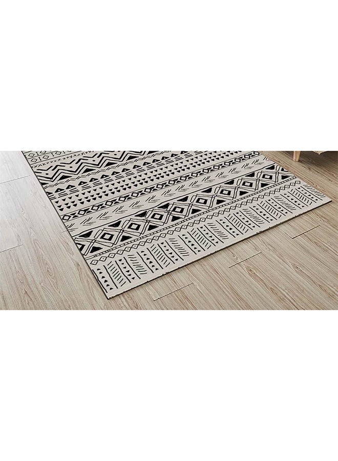 جو توي - سجادة أرضية مزينة بطبعة أوف وايت/أسود 140x200سم - Image 1
