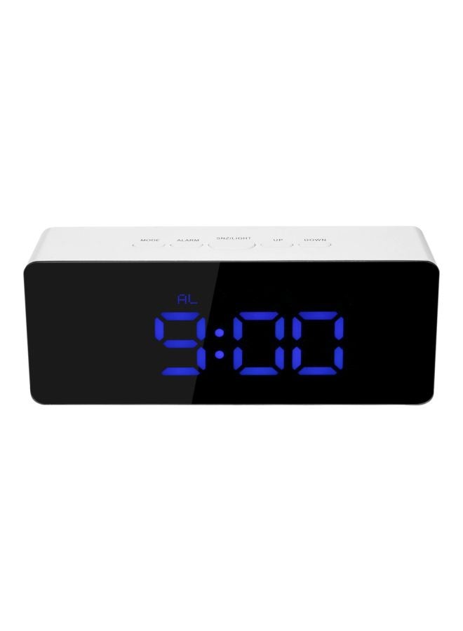 ساعة رقمية بشاشة LED أبيض / أسود / أزرق 14.5سم  - Image 1