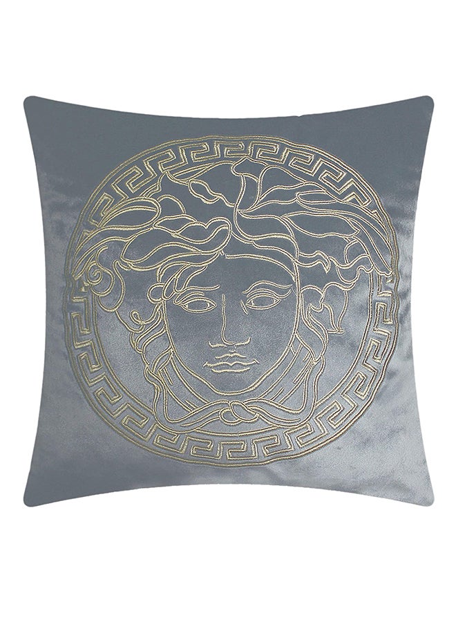 فيلاتو غطاء وسادة مطرز بتصميم شعار ميدوسا مطرز رمادي/ذهبي 45 x 45سم - Image 1