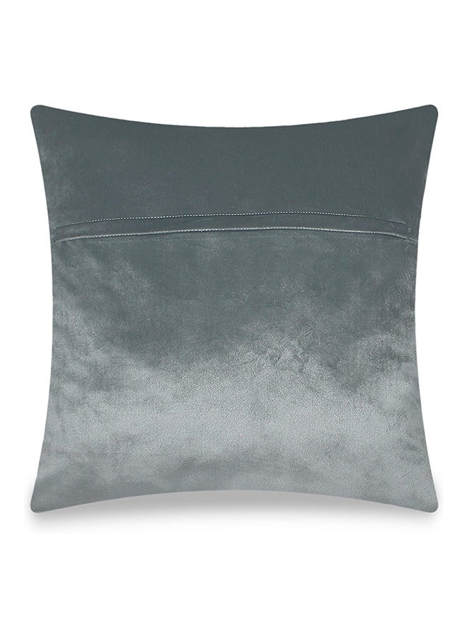 فيلاتو غطاء وسادة مطرز بتصميم شعار ميدوسا مطرز رمادي/ذهبي 45 x 45سم - Image 2