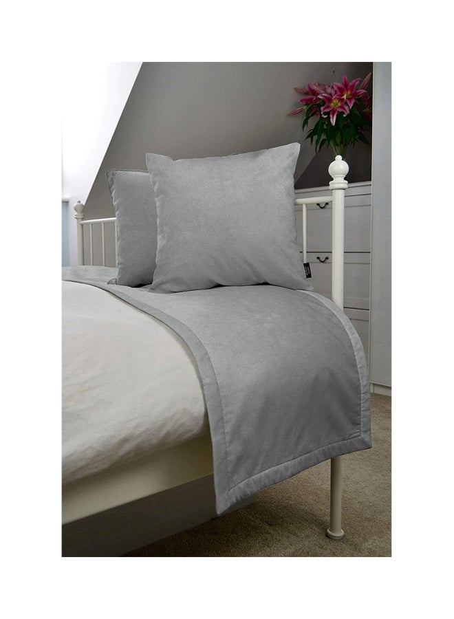 ريغال إن هاوس طقم غطاء وسادة وسرير مخملي بلون مطفأ من 3 قطع polyester رمادي فاتح - Image 1