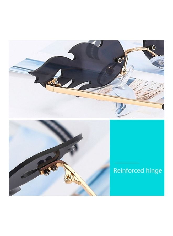 UNIVERSAL Women's Asymmetrical Sunglasses - Image 2